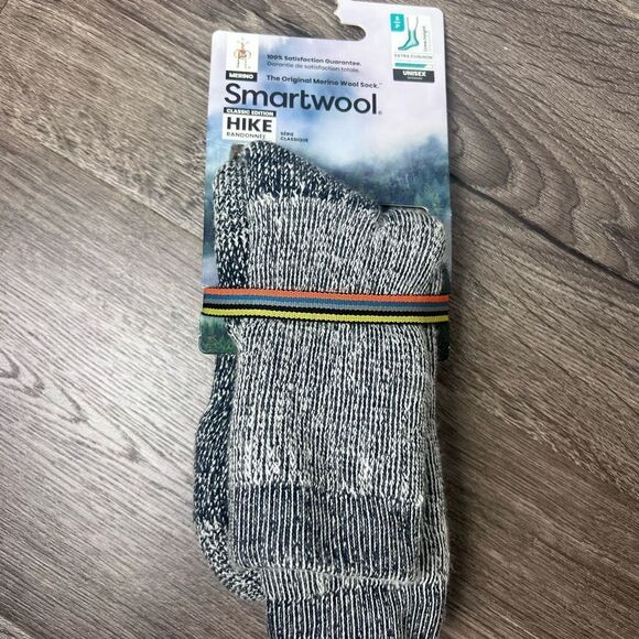Smartwool HIKE Classic Edition Crew Socks - Unisex Fit Sz S Full Cushion Wool - Picture 1 of 3